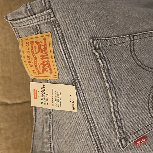 Gray jeans - Picture 5 of 6